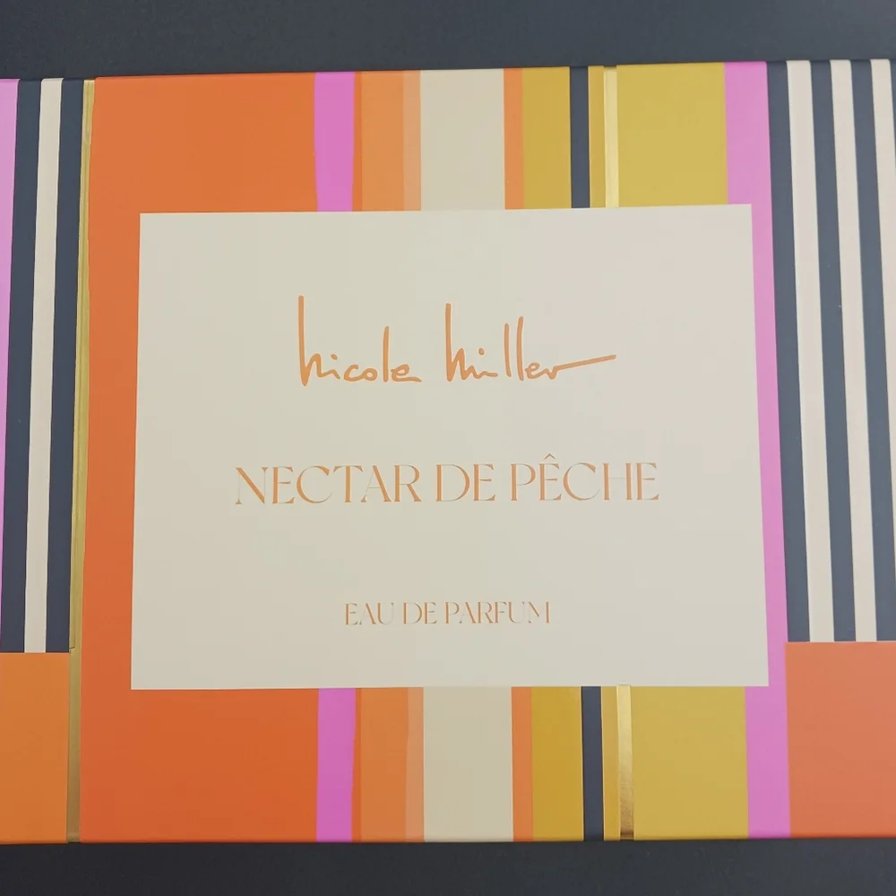 NWT Nicole Miller - Nectar De Peche Set